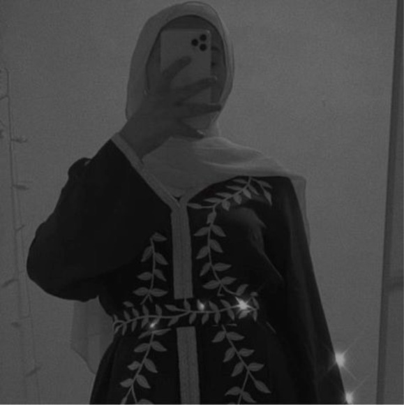 Meet your Posher, Hayah - Picture 1 of 1